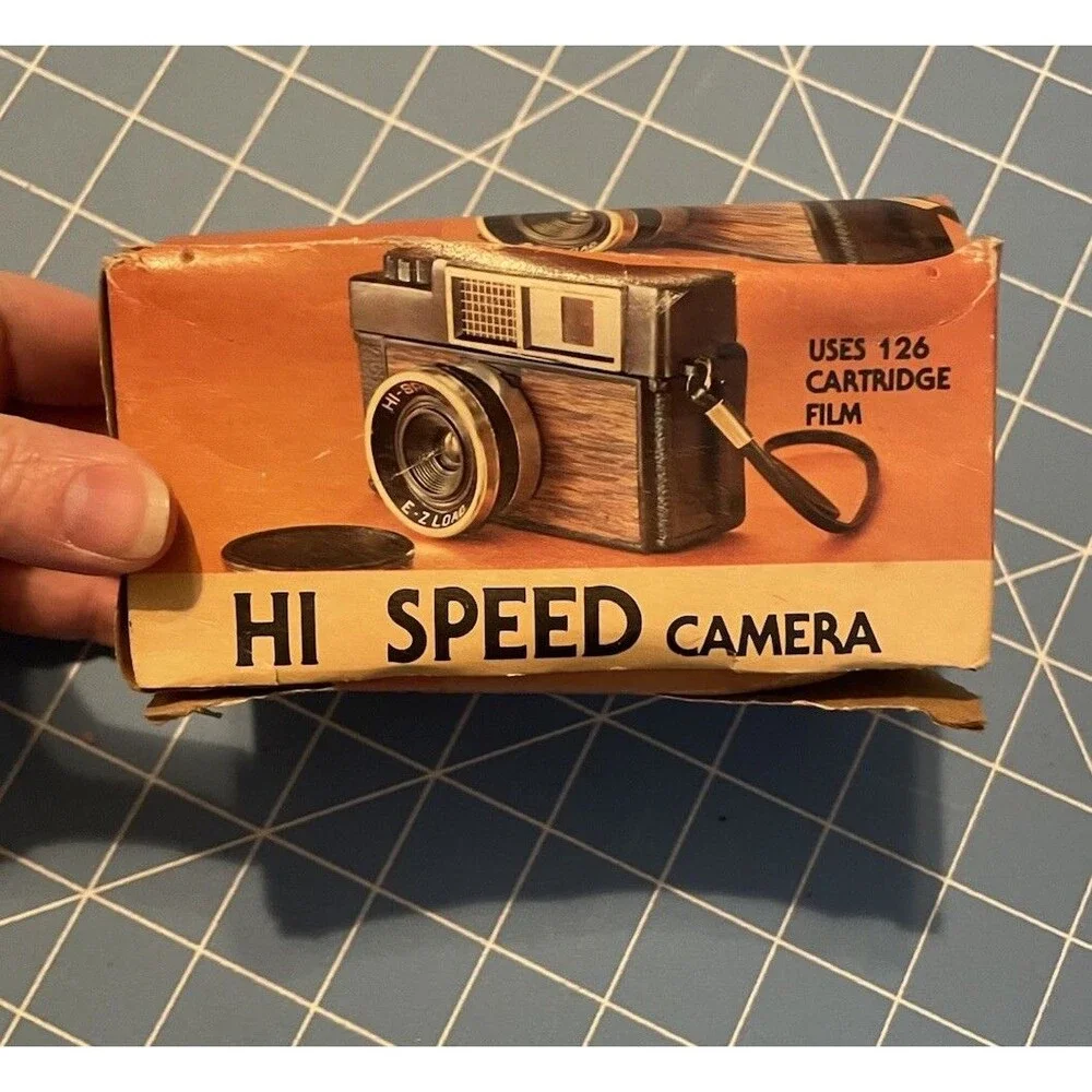 Vintage Hi Speed Camera With Box Insta Load 126 Cartridge Film Untested